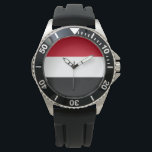 Vlag van Jemen Horloge<br><div class="desc">Dit ontwerp is voorzien van de nationale vlag van Jemen (officieel bekend als de Republiek Jemen), een land aan het zuidelijke uiteinde van het Arabisch schiereiland in Western-Azië. Jemen wordt door Saoedi-Arabië begrensd naar het noorden, het Rode Zee naar het westen, de Golf van Aden en het Kanaal Guardafui naar...</div>