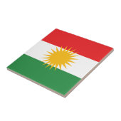 Vlag van Koerdistan (Alay Kurdistan of Alaya Rengî Tegeltje (Zijkant)