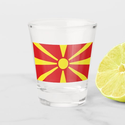Vlag van Noord-Macedonië Shot Glas (Voorkant)