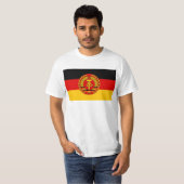 Vlag van Oost-Duitsland - Flagge der DDR (GDR) - N T-shirt (Voorkant volledig)