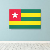 Vlag van Togo Canvas Afdruk (Insitu (Houten vloer))