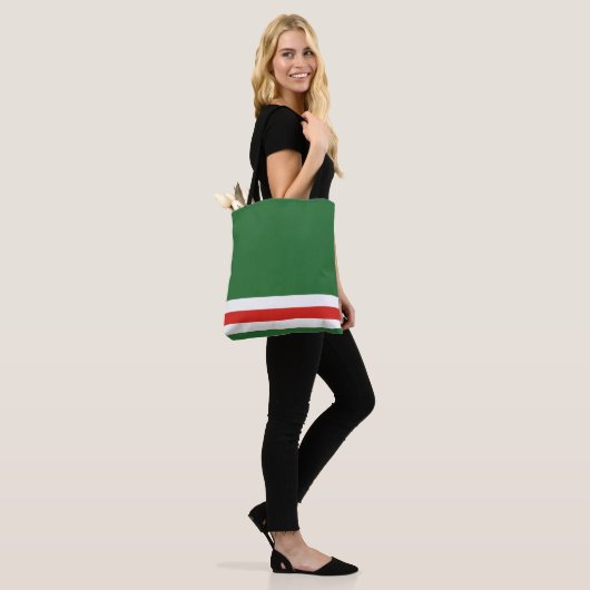 Vlag van Tsjetsjenië Tote Bag (Op model)