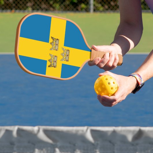 Vlag van Zweden met drie kronen van Zweden toegevo Pickleball Paddle (Insitu)