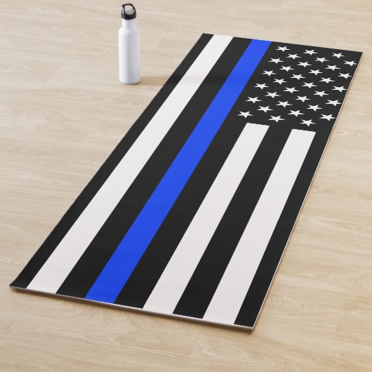 vlag voor de politie van de Thin Blue Line Yogamat (In situ)