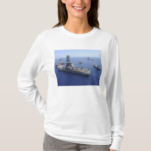 Vlagende vluchtuitvoeringen uitgevoerd door het dr t-shirt