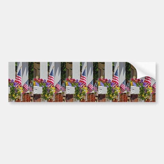 Vlaggen + Bloemen Bumpersticker (Voorkant)