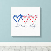 Vlaggenpatriottische harten 4 juli Sweet Land o Canvas Afdruk (Insitu (Houten vloer))