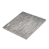 Vlak oppervlak van een grijze granietsteen tegeltje (Zijkant)