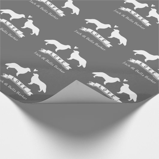 Vlakke Gecoate Retriever Silhouetten Koppel met Te Cadeaupapier (Hoek)
