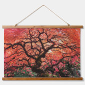 Vlammende Gnarly Japanse Esdoorn Boom Hangend Wandkleed (Voorkant)
