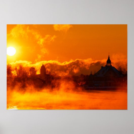 Vlammende zonsopgang in Helsinki poster (Voorkant)