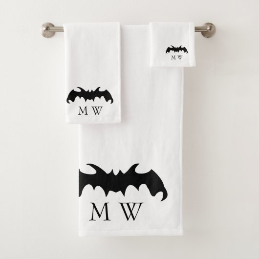 Vleermuisontwerp met monogram bad handdoek (Insitu)