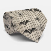 vleermuizen en spinnenwebben op Distressed Stripe Stropdas (Opgerold)