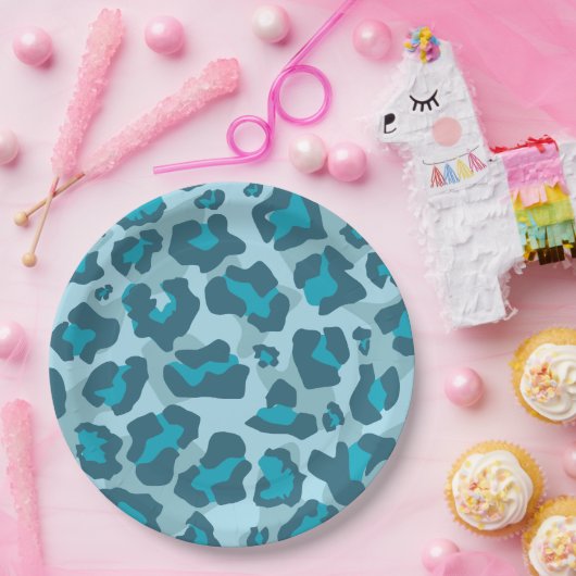 Vleesluier in tonnen blauw papieren bordje (Feest)