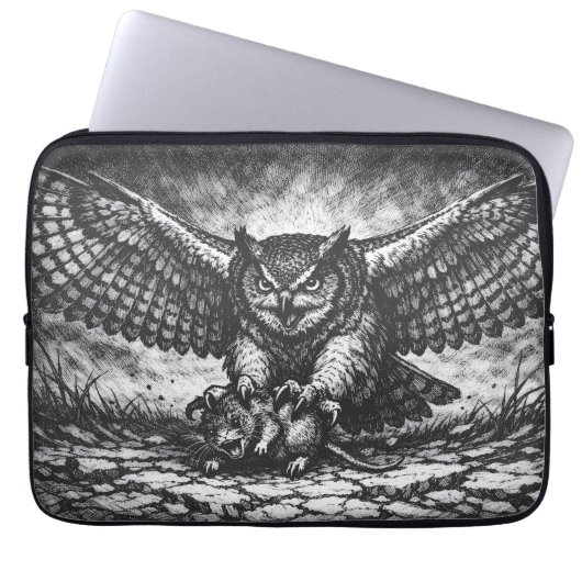 Vleugelige Uil Schildwacht van BurnsInHell Laptop Sleeve (Voorkant)