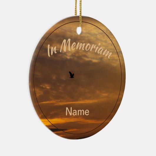 Vlieg gratis gepersonaliseerd keramisch ornament (Rechts)