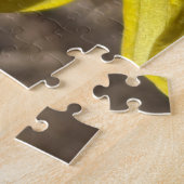 Vlieg rustend op narcis close-up foto legpuzzel (Zijkant)