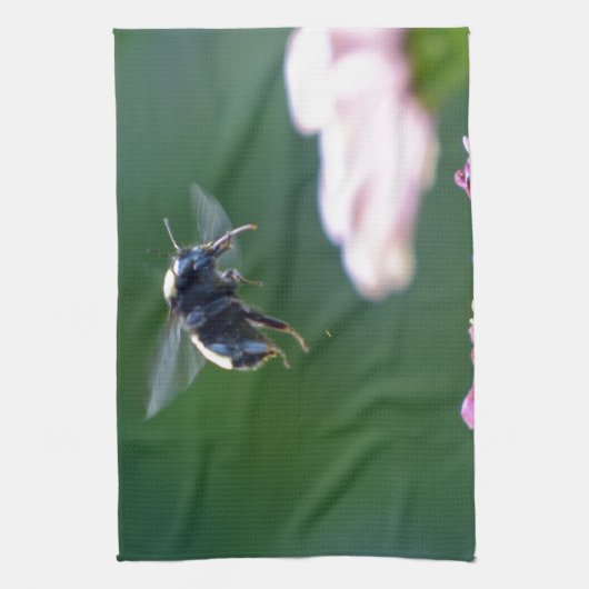 Vlieg van de Bumblebee Theedoek (Verticaal)