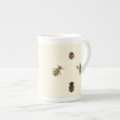 Vliegen en Beetles van Visual Studio Porselein Kop (Voorkant rechts)