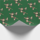 Vliegen Mallard eenden op groen Cadeaupapier (Hoek)