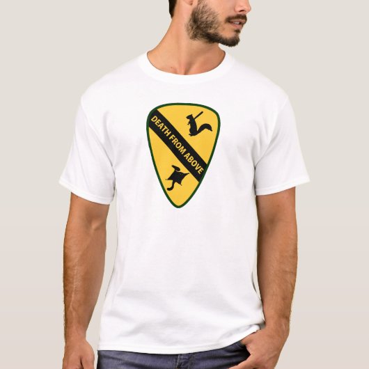 Vliegende eekhoorn Eerste luchtkavalerie Insignia T-shirt (Voorkant)