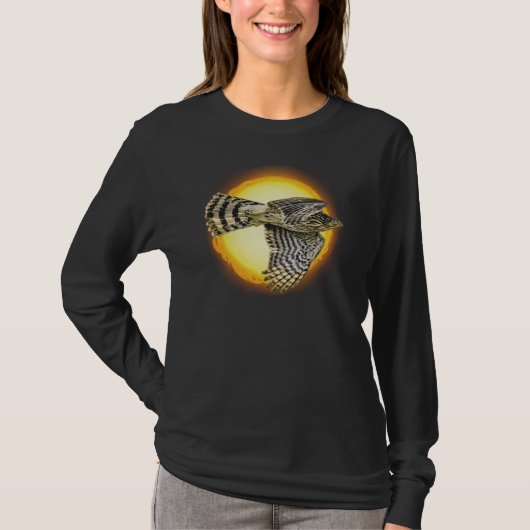 Vliegende Havik Vuur T-shirt (Voorkant)