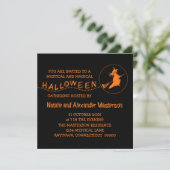 Vliegende heks Halloween Invite, zwart-Oranje Kaart (Staand voorkant)