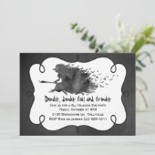 Vliegende heks-halloween-partij kaart (Staand voorkant)