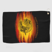 Vliegende heks met zwarte kat, halve nacht golfhanddoek (Horizontaal)