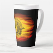 Vliegende heks met zwarte kat, halve nacht latte mok (Rechterhoek)