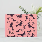 Vliegende heks tussen halve maan bij Halloween nac Kaart (Staand voorkant)