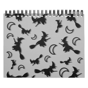 Vliegende heks tussen halve maan bij Halloween nac Kalender