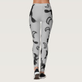 Vliegende heks tussen halve maan bij Halloween nac Leggings (Achterkant)
