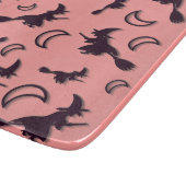 Vliegende heks tussen halve maan bij Halloween nac Snijplank (Hoek)