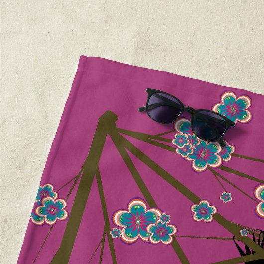 Vliegende keukenhanddoek voor de bosbessenbes strandlaken (In situ)