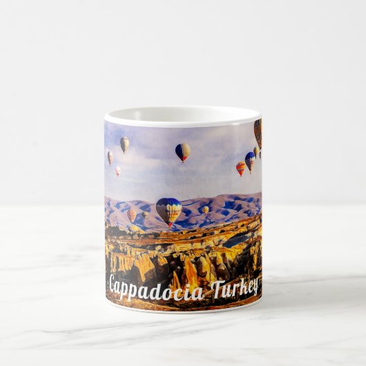 Vliegende kleurrijke luchtballonnen. Cappadocia, T Koffiemok (Center)