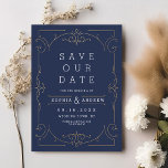 Vliegende, moderne, klassieke bruiloft met behoud  save the date<br><div class="desc">elegante draai lijst in gouden kleur op een kleurbewerkbare blauw marineschopachtergrond. Damaspatroon met monogram ontwerp op de achterkant, modern, elegant en stijlvol, perfect voor een vintage bruiloft, een kunstdeco bruiloft het hele jaar door. Bewerkbare achtergrondkleur om de kleuren van uw trouwthema aan te passen. Bekijk alle overeenkomende stukken in dit...</div>