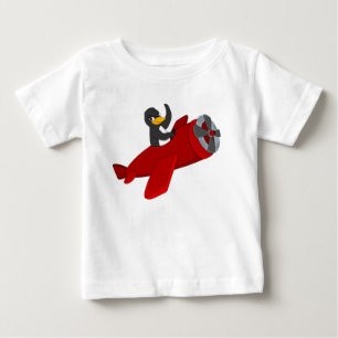 Vliegende pinguïstische cartoon baby T-Shirt