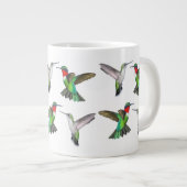 Vliegende ruby Throated Hummingbird Mok (Voorkant rechts)