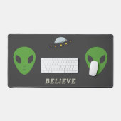 Vliegende schotel & Groene Alien Desk Mat (Keyboard & Muis)