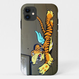 Vliegende Tijger Neus Kunst (Vintage P-40 Romp) iPhone 11 Hoesje