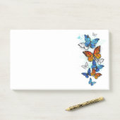 Vliegende Vlinders Morpho en Monarch Post-it® Notes (Op bureau)