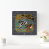 Vliegende wilde eenden Charcoal Gray Vierkante Klok (Huis)