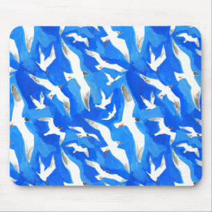 Vliegende zeemijlen op blauw aan de hemel muismat