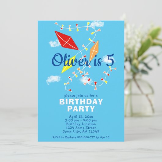 Vliegers in de Blauwe Hemel Tekening Kinderen Verj Kaart (Staand voorkant)