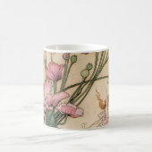 vliegjes, drie spirits gevuld met joy koffiemok (Center)