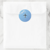 Vliegtuig aan de hemel ronde sticker (Tas)
