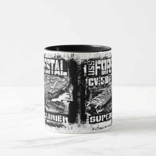 Vliegtuig maatschappij Forrestal Mok (Midden)