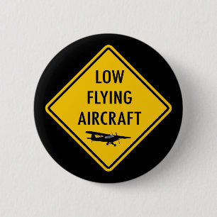 Vliegtuig met laag vliegniveau - verkeersbord ronde button 5,7 cm