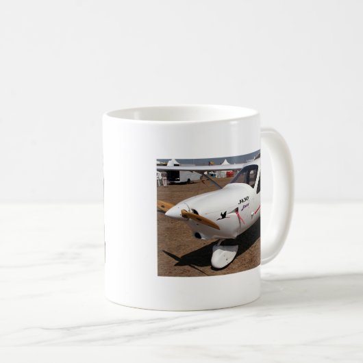 Vliegtuig met ultralight Jabiru Koffiemok (Voorkant rechts)